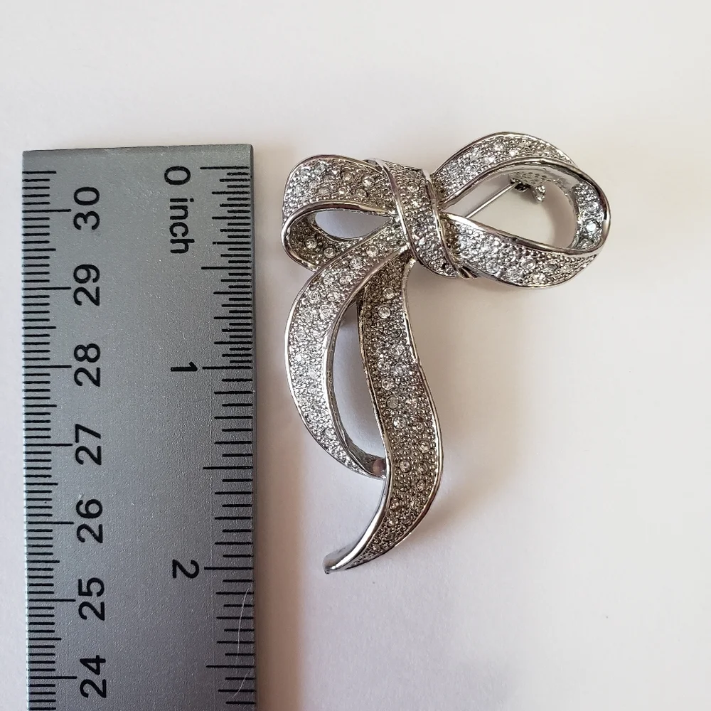 Vintage Silver Tone Rhinestone Bow Brooch, Silvertone Ribbon Pin - Picture 3 of 8